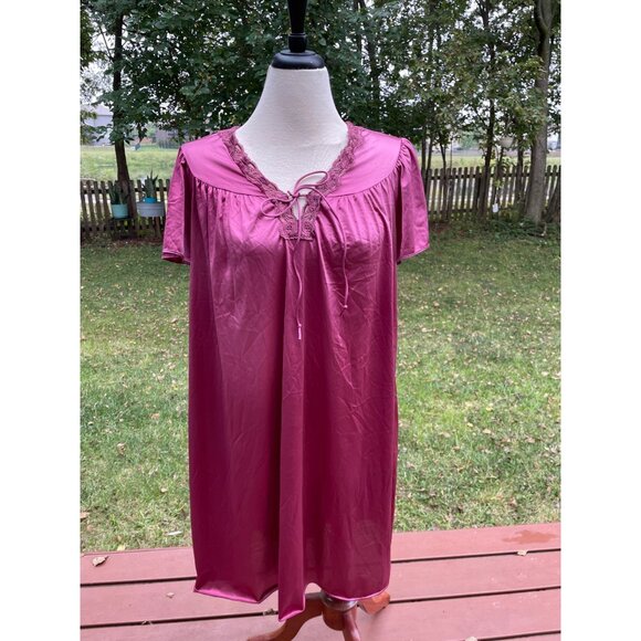 Vanity Fair Womens Pink Satin Nightgown Size L Nylon Vintage - Picture 1 of 7